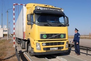 Минтранском отменил перевозчикам 262 штрафа за перегруз
