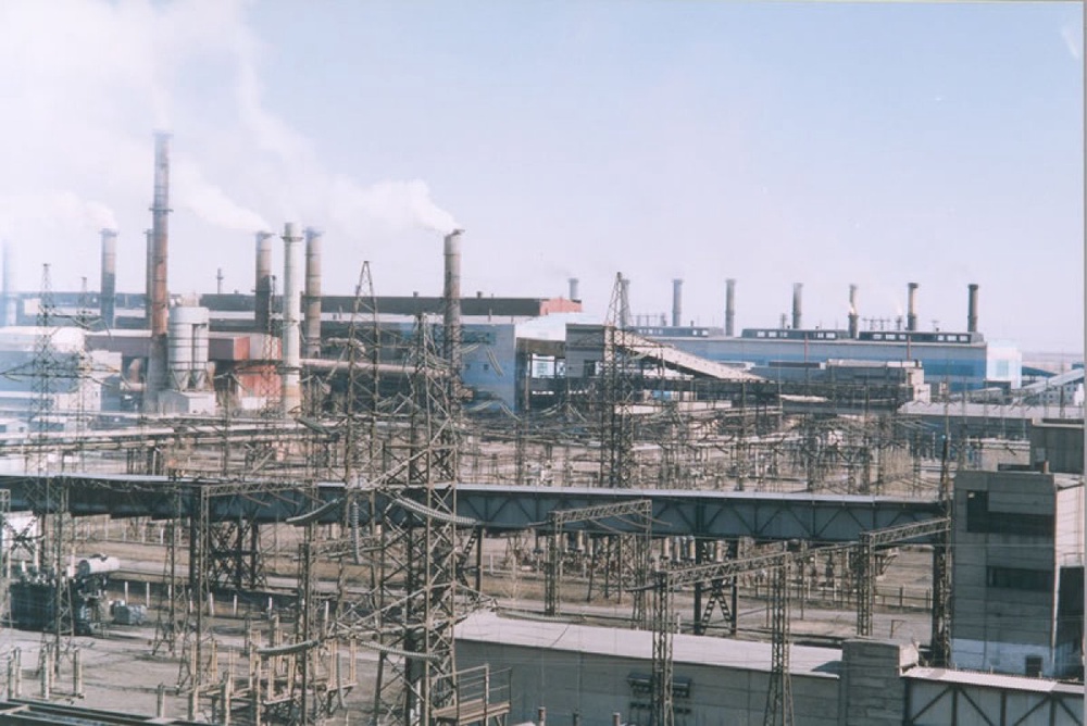 Аксуский завод ферросплавов. Фото с сайта aksuwiki.org