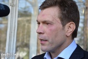 Кандидата в президенты Украины избили и закидали яйцами