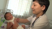 В Астане в мусорном баке нашли новорожденную