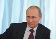 Путин заработал меньше Медведева в 2013 году