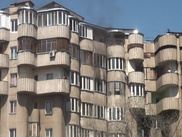 В Алматы горит квартира