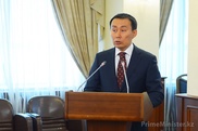 Косметолог оценила внешность известных казахстанских мужчин