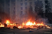 Около 50 пророссийских активистов засели на крыше Дома профсоюзов в Одессе