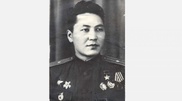 Прогулка по улицам Героев: Малик Габдуллин