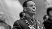 Прогулка по улицам Героев: Григорий Шемякин