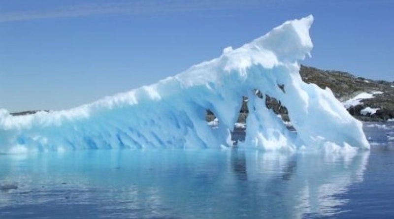 Льды Антарктиды. Фото с сайта icestories.exploratorium.edu