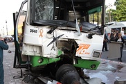 Автобус сбил 22 пешехода в Петербурге из-за потерявшего сознание водителя