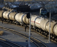 За незаконный оборот нефти судят 13 человек в Актобе