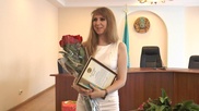 ДВД Алматы наградил свидетельницу ДТП с участием беременной женщины и налоговика
