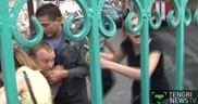 Полиция вычислила нападавших на оператора Tengrinews TV охранника и беременную женщину