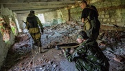 На блокпосту на въезде в Донецк расстрелян автобус "Правого сектора"