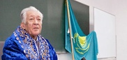 Скончался автор флага Казахстана Шакен Ниязбеков