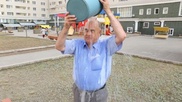 Ice Bucket Challenge в Казахстане поддержал мажилисмен Косарев