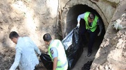 Скелет человека нашли при очистке трубы в Уральске