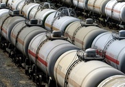 Нефтетрейдеры Кыргызстана попросили Назарбаева разобраться с задержанием вагонов с ГСМ