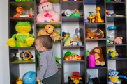Родственники 280 детдомовцев отказали казахстанским семьям в усыновлении