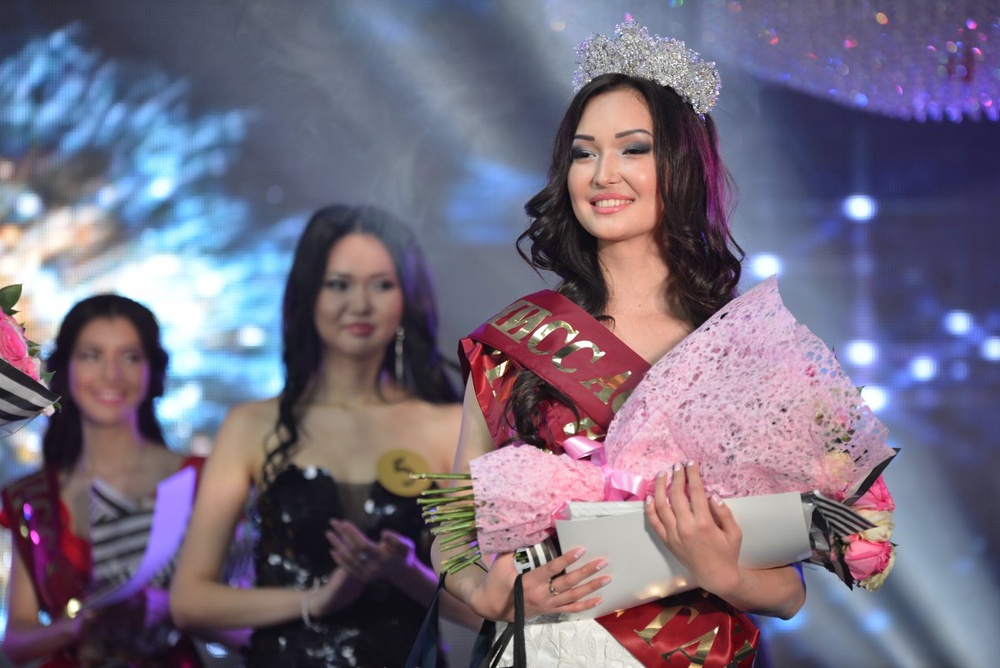 "Мисс Астана-2014" Асия Абисова. Фото Турар Казангапов. 
