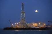 Добыча на Кашагане будет нерентабельной при снижении цен на нефть - эксперт