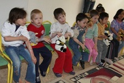 Запрет родственников на усыновление детдомовцев объяснили в Минобразования РК