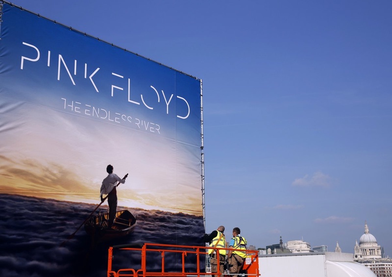 Рекламный плакат нового альбома Pink Floyd Endless River. ©Reuters.