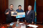 Ильину подарили внедорожник в Кызылорде