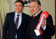 Перчатками Геннадия Головкина будет наказывать подчиненных аким Карагандинской области