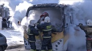 Китайский микроавтобус сгорел возле школы в Караганде
