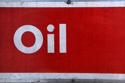 Цены на нефть могут упасть до 60 долларов за баррель из-за решения ОПЕК - эксперты