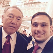 Илья Ильин сделал "селфи года" с Президентом Казахстана