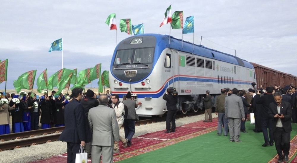 Презентация новой железнодорожной магистрали Казахстан - Туркменистан - Иран. Фото Reuters