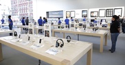 Apple вновь повысила цены на последние модели iPhone для России