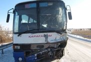 В ДТП в Карагандинской области попал автобус с 58 гражданами Таджикистана