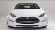 Tesla разрабатывает самодвижущийся зарядник-змею