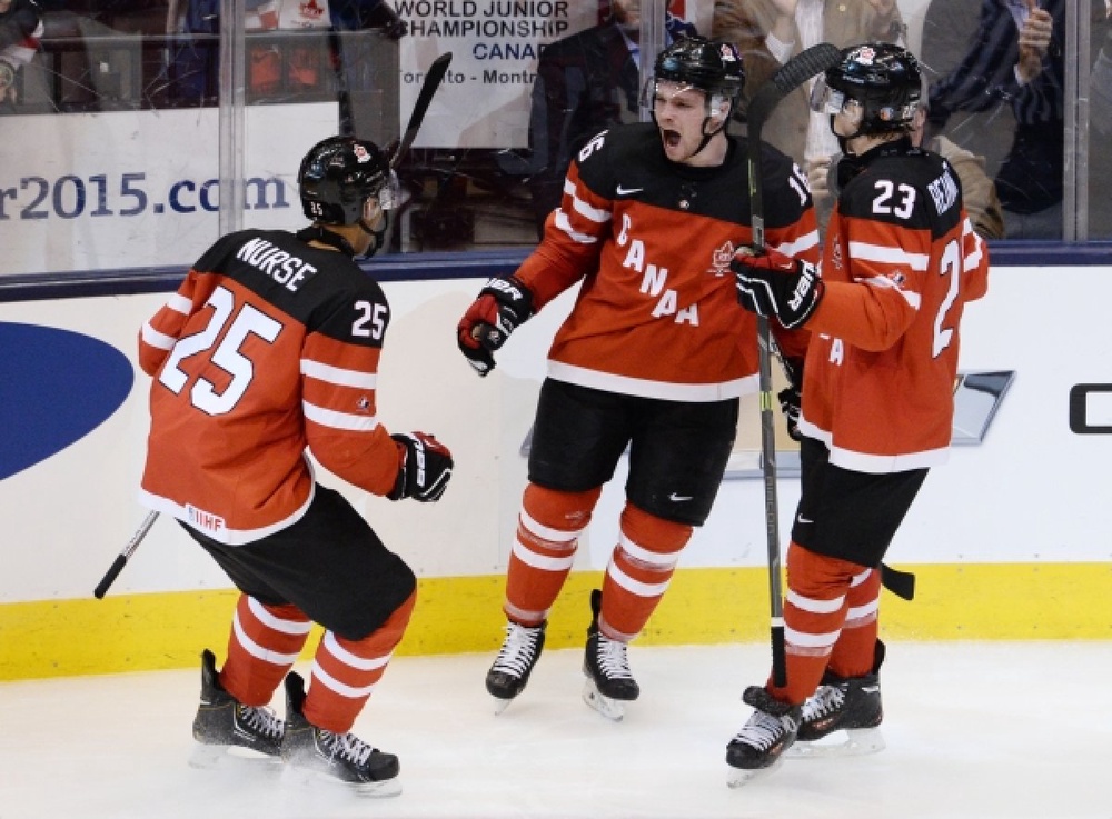 Игроки сборной Канады в матче против России. Фото РИА Новости