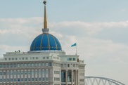 Назарбаев выразил соболезнования президенту Франции в связи с терактом в Париже