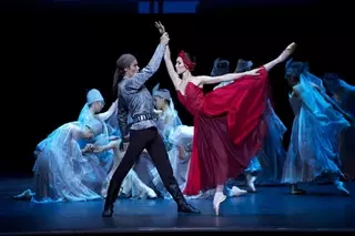 Балет "Карагоз" получил высокие оценки искусствоведов и критиков