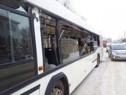 Водитель столичного автобуса пострадал в ДТП с участием снегоуборочной машины