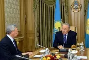 Назарбаев встретился с главой КНБ