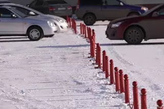 Дефицитом парковок в Казахстане обеспокоены депутаты