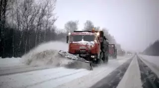 Из-за мороза на дорогах Карагандинской области ограничено движение