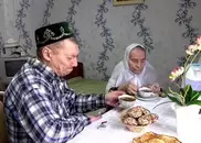 76-летняя бабушка встретила первую любовь в Доме престарелых