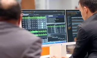 Сделки с акциями казахстанских компаний сократились в два раза за месяц