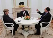 Меркель и Олланд на встрече с Путиным обсудили документ по урегулированию ситуации на Украине