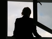 Секретарь районного суда в Актюбинской области погибла после падения из окна