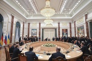 Переговоры в Минске: Стороны приняли итоговую декларацию