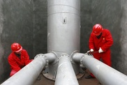 Нефтедобывающие компании в США терпят бедствие - эксперт