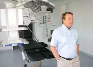 Ведущего онколога Украины уволили прямо во время операции