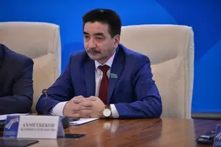 Жамбыл Ахметбеков не исключает своего участия во внеочередных президентских выборах