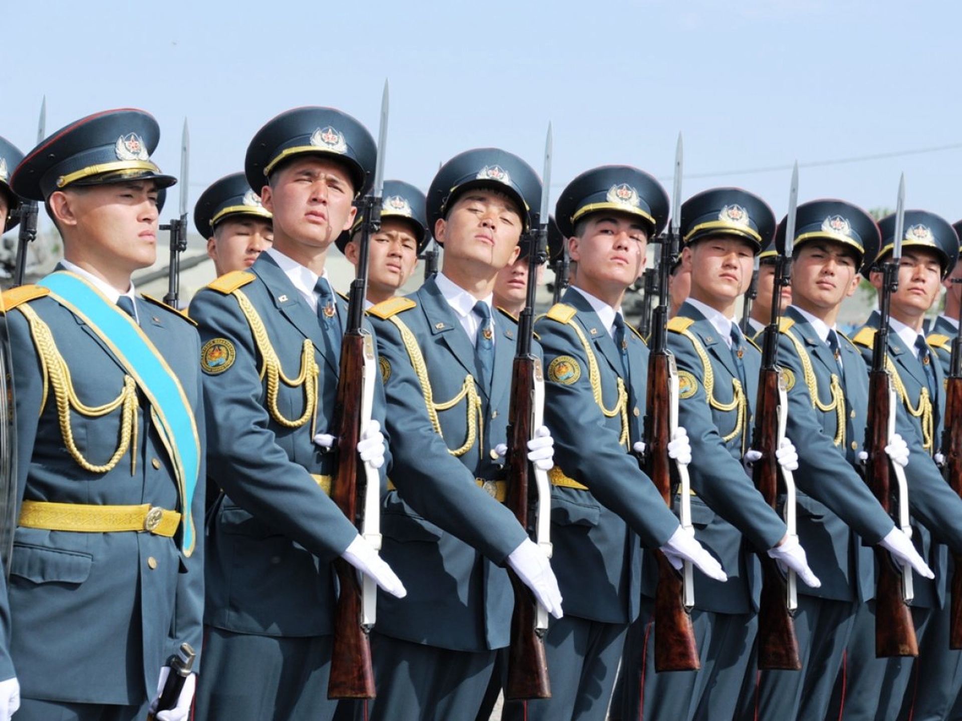 Военная форма Казахстана